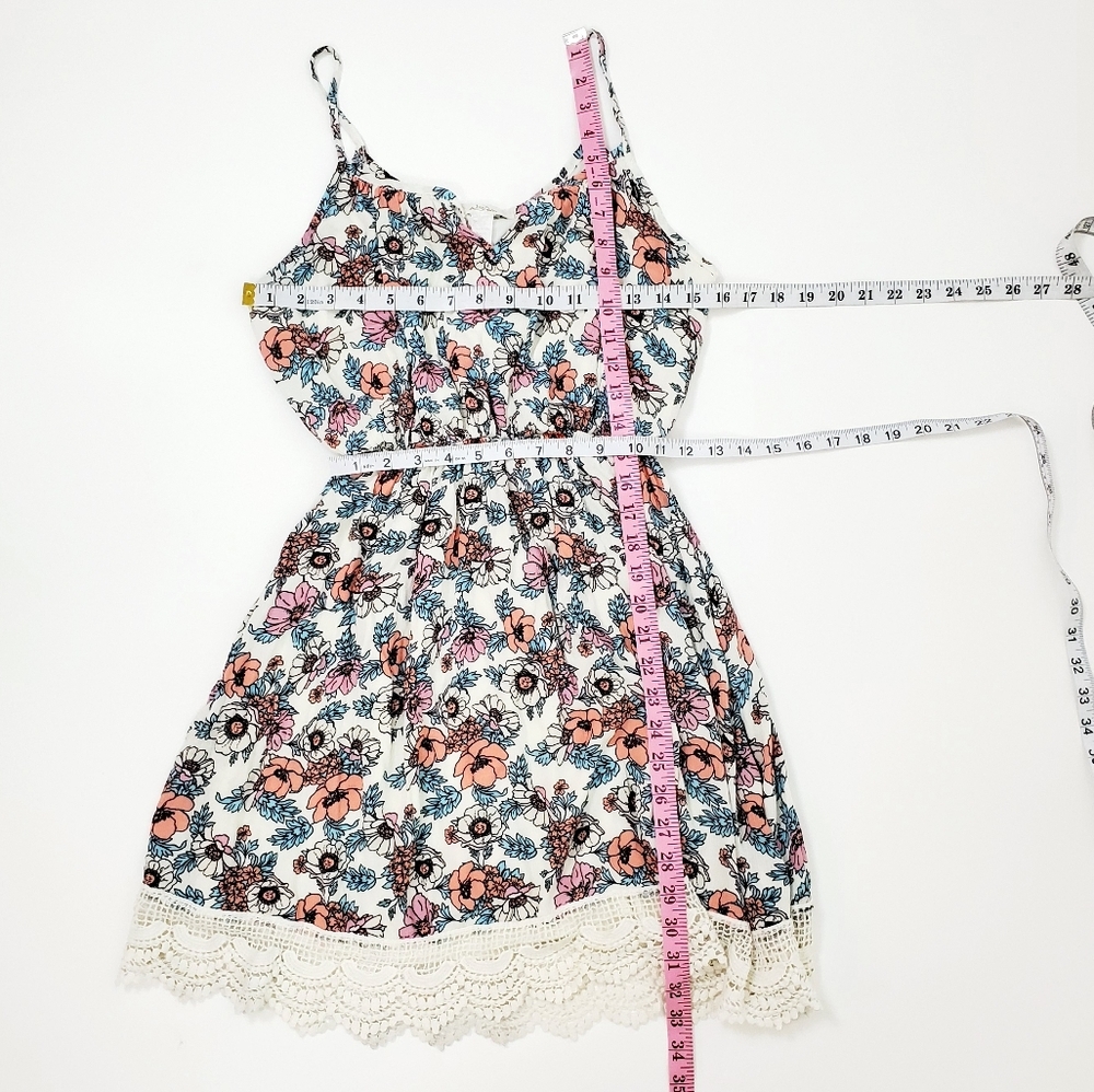 Wild Daisy Sleeveless Floral Sundress‎ Womens Size L Crochet Hem Elastic Waist - Picture 12 of 12